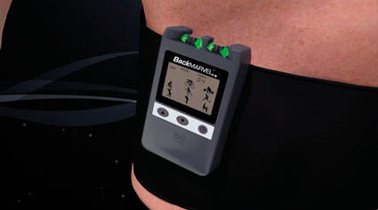 Cinturón terapéutico TENS para aliviar el dolor de espalda